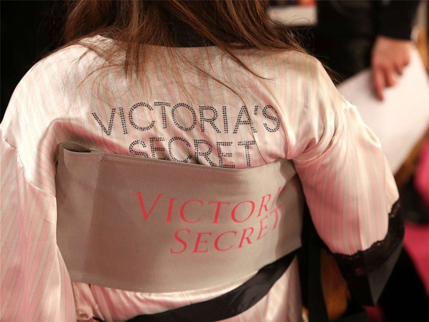 Η Victoria's Secret ακύρωσε την παγκοσμίου φήμης επίδειξη μόδας της - Φωτογραφία 2