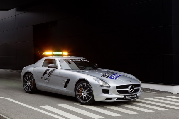 ΔΕΙΤΕ: Για 17η χρονιά η Mercedes υπεύθυνη για τα Safety και Medical car της Formula 1 - Φωτογραφία 1