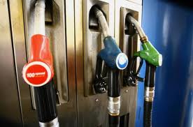 Καταγγελία για πρατήριο βενζίνης στη Χαμοστέρνας, από αναγνώστη - Φωτογραφία 1