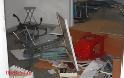 Αντιεξουσιαστές έσπασαν τα γραφεία της Χρυσής Αυγής στην Πάτρα - Φωτογραφία 3