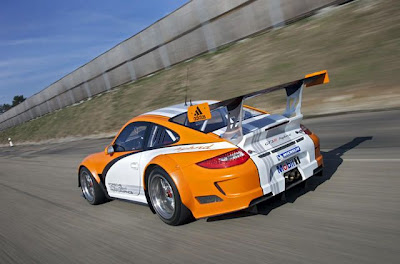 Porsche GT3R Hybrid 2.0: Σταματά 3 φορές εκεί που οι άλλοι σταματούν 5! - Φωτογραφία 3
