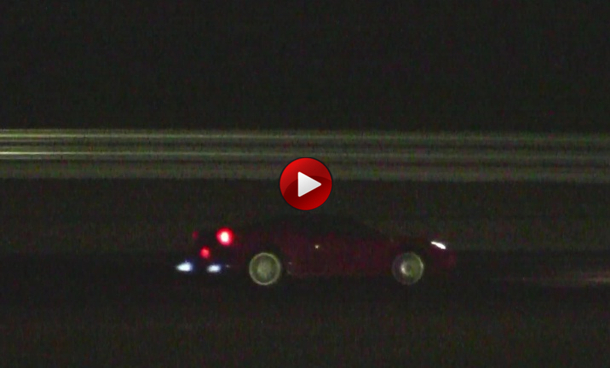 VIDEO: Ferrari F430 πετάει φλόγες - Φωτογραφία 1