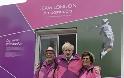 Σάλος για τις ροζ στολές των εθελοντών των Ολυμπιακών Αγώνων του Λονδίνου - Φωτογραφία 3