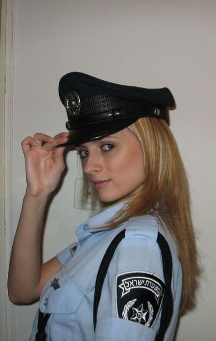 Γυναίκες αστυνομικοί από όλο τον κόσμο (pics) - Φωτογραφία 15