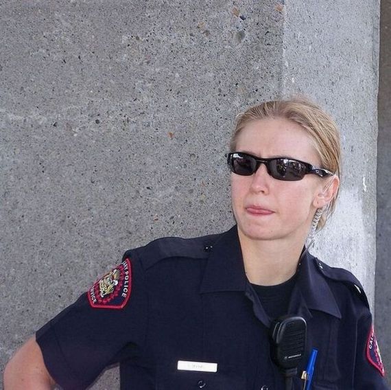 Γυναίκες αστυνομικοί από όλο τον κόσμο (pics) - Φωτογραφία 47
