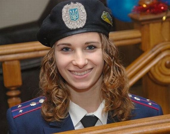 Γυναίκες αστυνομικοί από όλο τον κόσμο (pics) - Φωτογραφία 53