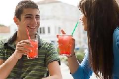 Το βλέμμα μιας γυναίκας τα λέει όλα