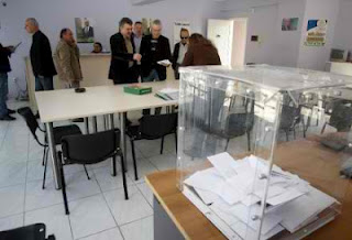 Σε εξέλιξη η ψηφοφορία των μελών του ΠΑΣΟΚ στην Αχαία... - Φωτογραφία 1