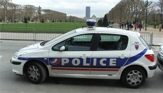 Άφαντος ο δολοφόνος 3 ένστολων αλεξιπτωτιστών στη Γαλλία - Φωτογραφία 1