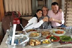 Πω πω πω, όνειρο ζω! Στην Παράγκα, στο Μικρολίμανο...