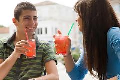 Από τη ματιά μιας γυναίκας ένας άντρας μπορεί να καταλάβει αν ενδιαφέρεται ή όχι [φωτο]