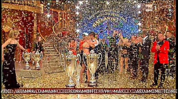 Ο Andres Gil κέρδισε στο ιταλικό DANCING WITH THE STARS! Δείτε την εκπληκτική εμφάνιση της Ρίας Αντωνίου! - Φωτογραφία 12