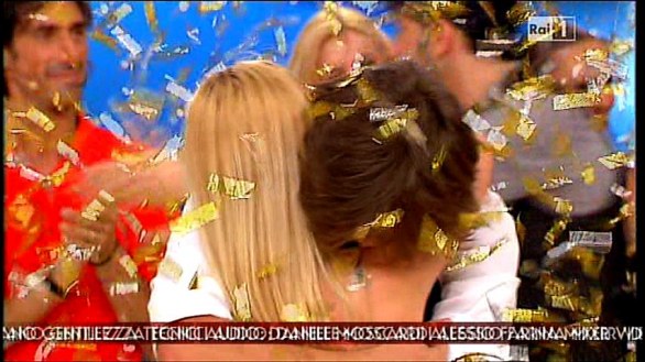 Ο Andres Gil κέρδισε στο ιταλικό DANCING WITH THE STARS! Δείτε την εκπληκτική εμφάνιση της Ρίας Αντωνίου! - Φωτογραφία 13