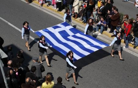 Χωρίς εξέδρα επισήμων η παρέλαση στη Χερσόνησο της Κρήτης - Φωτογραφία 1