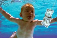 Δείτε πώς είναι σήμερα το μωρό από το εξώφυλλο των Nirvana!