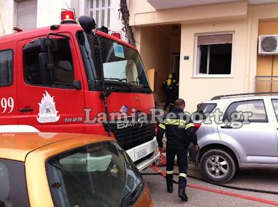 Αναστάτωση από πυρκαγιά σε σπίτι στη Λαμία - Φωτογραφία 4