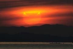 Εκπληκτικές εικόνες από την χθεσινή έκλειψη του ήλιου!ίου