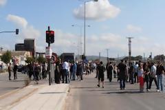 Πάτρα – τώρα: Πολιορκούν την Πειραϊκή - Πατραϊκή οι κάτοικοι των Ιτεών και απειλούν να εισβάλουν