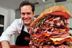 Ένα σάντουιτς αποκλειστικά για… σαρκοφάγους!