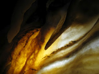 Το χρώμα των σπηλαίων στο φως - Φωτογραφία 1