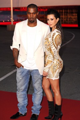 Kim Kardashian-Kanye West: Το παθιασμένο τους φιλί στις Κάννες! - Φωτογραφία 5