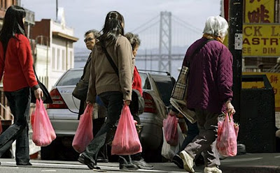 Δεν επιτρέπονται οι πλαστικές σακούλες στο Λος Άντζελες - Φωτογραφία 1