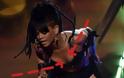 Η σέξυ Rihanna μας αναστάτωσε (Photos+Video)