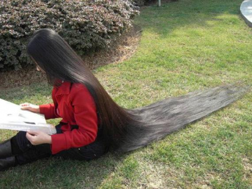 Οι γυναίκες με τα πιο μακριά μαλλιά στον κόσμο (pics) - Φωτογραφία 24