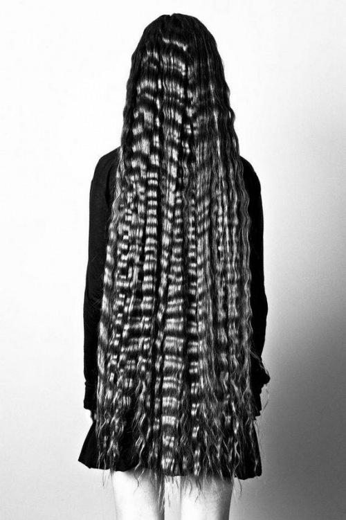 Οι γυναίκες με τα πιο μακριά μαλλιά στον κόσμο (pics) - Φωτογραφία 29