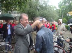 Ο Δήμαρχος που έχει κάνει την ζωή… ποδήλατο σε Τρικαλινούς δεν γνωρίζει… ποδήλατο - Φωτογραφία 1