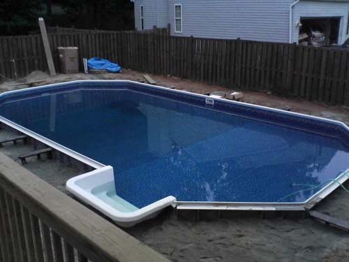 Έφτιαξε μόνος του πισίνα για το σπίτι του - Φωτογραφία 31