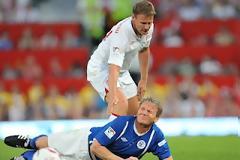 Στο νοσοκομείο μετά από φονικό τάκλιν σε φιλανθρωπικό αγώνα ο γνωστός μάγειρας Gordon Ramsay