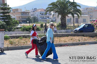 Καθαρισμός της εισόδου της πόλης του Ναυπλίου από τον Εμπορικό σύλλογο Ναυπλίου - Φωτογραφία 1