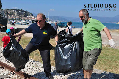 Καθαρισμός της εισόδου της πόλης του Ναυπλίου από τον Εμπορικό σύλλογο Ναυπλίου - Φωτογραφία 2