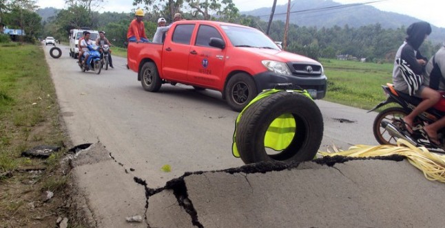 Σεισμός σκόρπισε το θάνατο στις Φιλιππίνες - Φωτογραφία 1