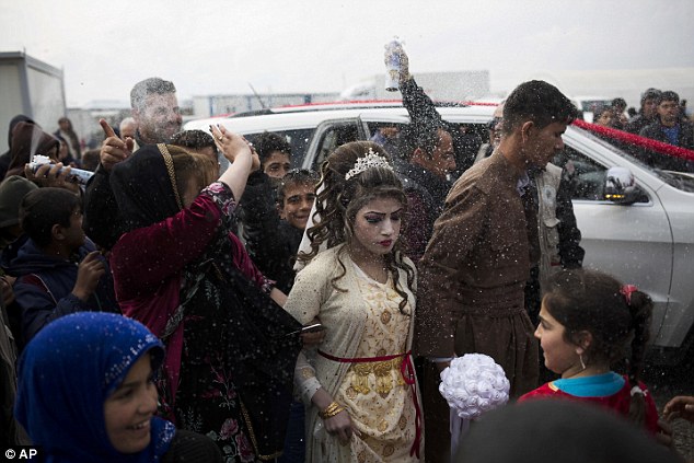 Η θλιμμένη νύφη του πολέμου -Στη Μοσούλη, ένας γάμος διαφορετικός - Φωτογραφία 1