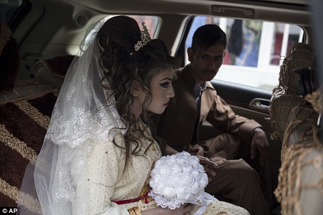 Η θλιμμένη νύφη του πολέμου -Στη Μοσούλη, ένας γάμος διαφορετικός - Φωτογραφία 2