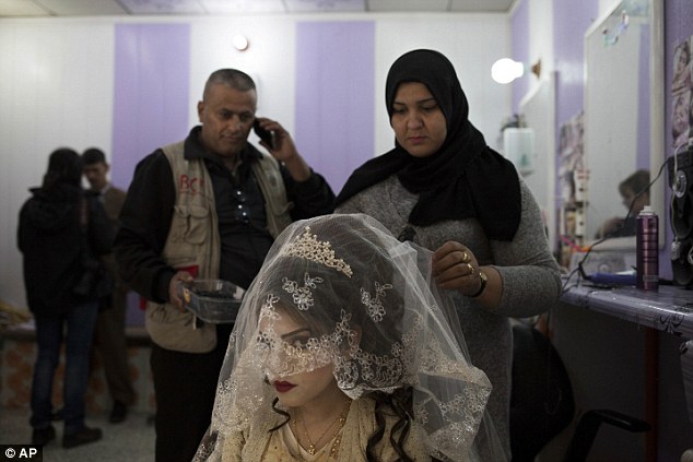 Η θλιμμένη νύφη του πολέμου -Στη Μοσούλη, ένας γάμος διαφορετικός - Φωτογραφία 3