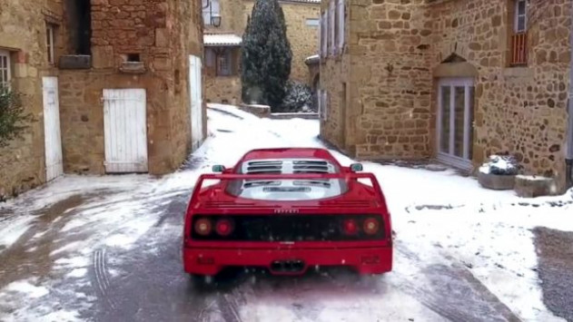 Η αγγελία αυτής της Ferrari F40 είναι για πολλά... Όσκαρ! - Φωτογραφία 1