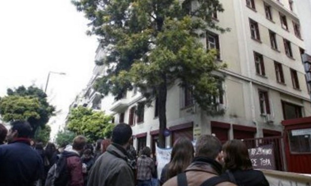 Σε 24ωρη απεργία το έκτακτο προσωπικό του υπουργείου Πολιτισμού - Φωτογραφία 1