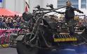 Tank bike: Μια διαφορετική μοτοσυκλέτα φτιαγμένη από... τεθωρακισμένα - Φωτογραφία 1
