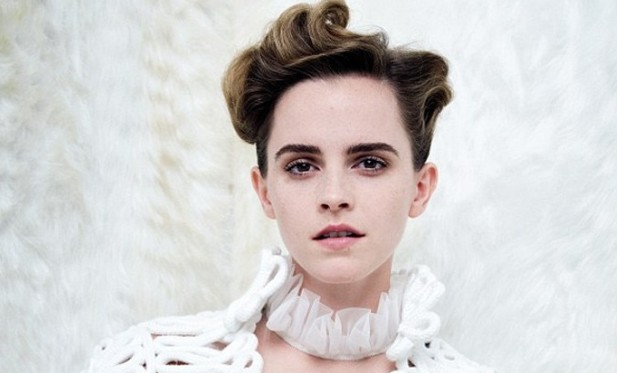 Η Emma Watson τόπλες για τα δικαιώματα των γυναικών - Φωτογραφία 1