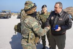 Επίσκεψη ΥΕΘΑ Πάνου Καμμένου στη Σάμο και στην Ικαρία