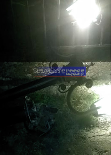 ΜΕΓΑΛΗ ΠΡΟΣΟΧΗ: Επικίνδυνη πεσμένη κολώνα φωτισμού στη Μεσοποταμία - Φωτογραφία 3