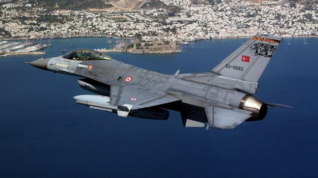 Τουρκικά F-16 πέταξαν πάνω από τη Ρόδο λίγο πριν προσγειωθεί ο Προέδρος της Δημοκρατίας - ΒΙΝΤΕΟ - Φωτογραφία 1