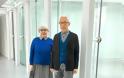 Viral: Αυτό το απίθανο ζευγάρι φοράει κάθε μέρα επί 37 χρόνια ταιριαστά ρούχα - Φωτογραφία 8