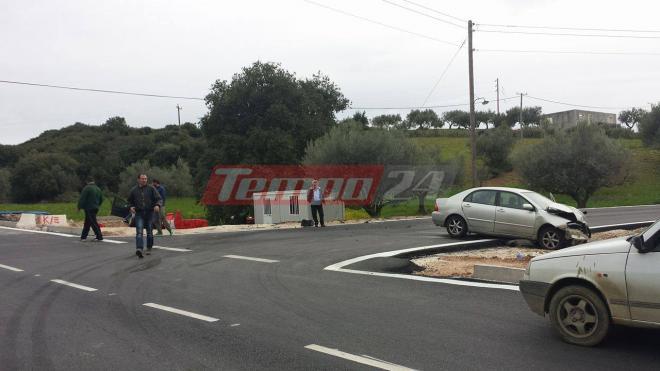 Τροχαίο στην περιμετρική Χαλανδρίτσας [photos] - Φωτογραφία 2