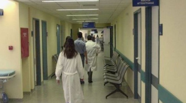 Πέθανε αβοήθητος μέσα σε τουαλέτα του Νοσοκομείου Μυτιλήνης - Φωτογραφία 1