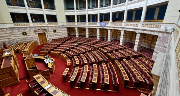 Η Μπαρτσελόνα, η Εθνική Ελλάδος και τα «καρφιά» των πολιτικών - Φωτογραφία 1