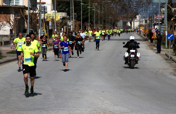 Ημέρα γιορτής για τα Τρίκαλα - 10ος ημιμαραθώνιος Θ. Σταμόπουλος - Φωτογραφία 1